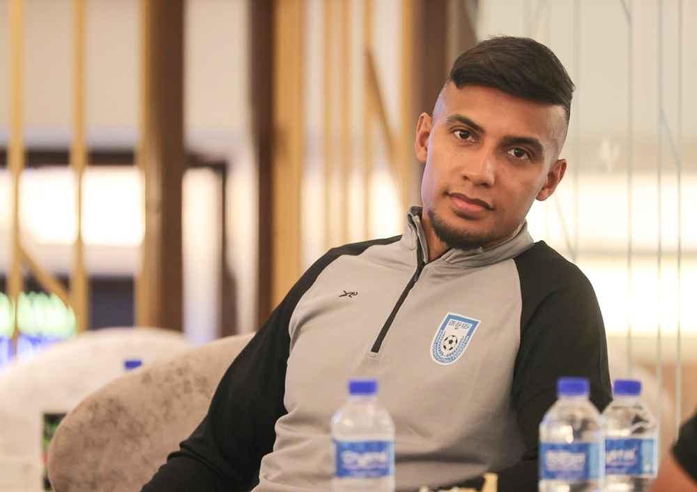 Đối thủ của đội tuyển Việt Nam đã đến Hà Nội, trọng tài Hong Kong bắt chính - Ảnh 1. Đối thủ của đội tuyển Việt Nam đã đến Hà Nội, trọng tài Hong Kong bắt chính - Ảnh 1.