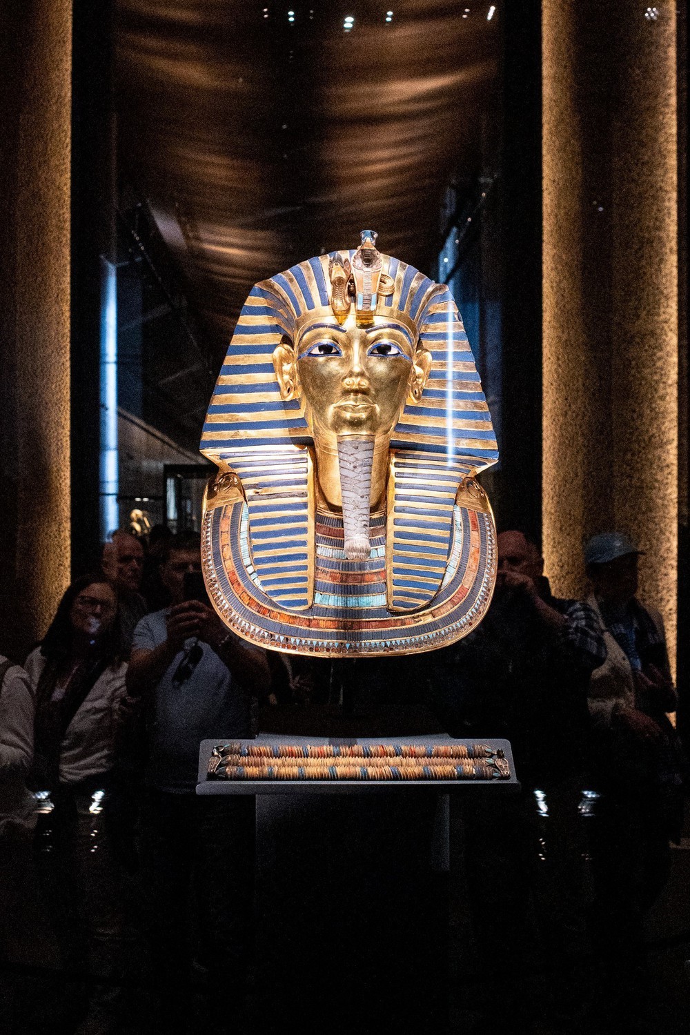Mặt nạ vàng của Pharaoh Tutankhamun tại Đại Bảo tàng Ai Cập - Ảnh 1.