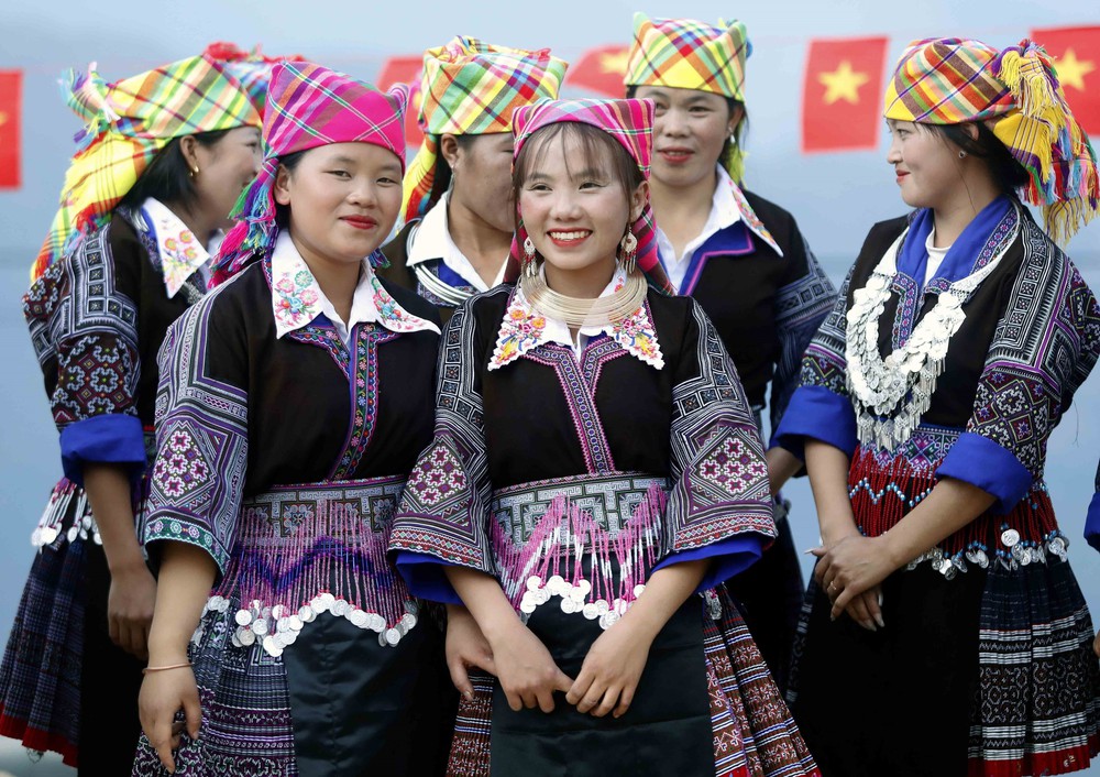 Sôi nổi Ngày hội hoa sơn tra xã Ngọc Chiến (Sơn La) - Ảnh 17. Sôi nổi Ngày hội hoa sơn tra xã Ngọc Chiến (Sơn La) - Ảnh 17.