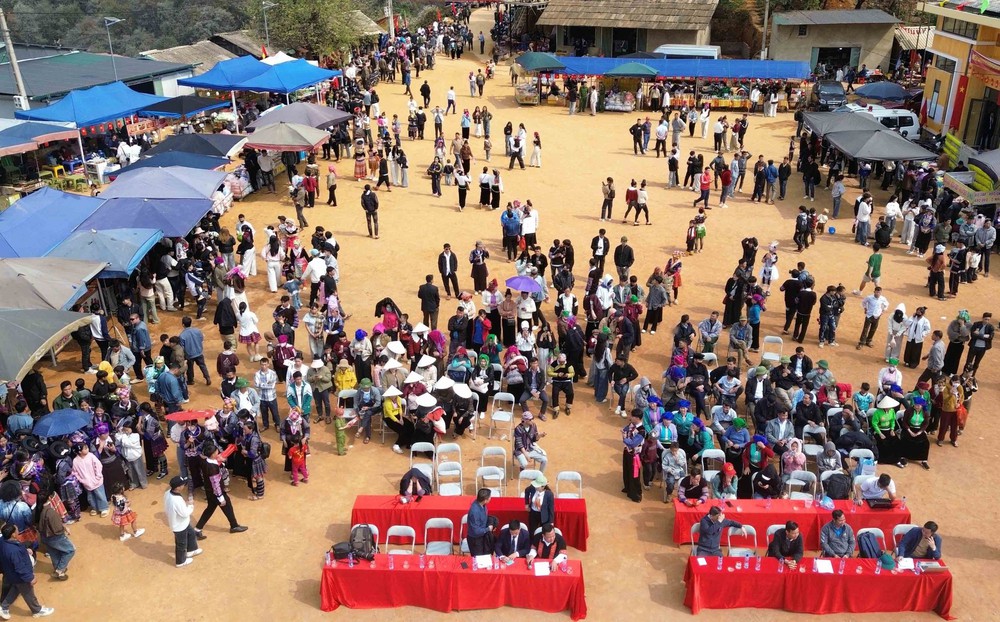 Sôi nổi Ngày hội hoa sơn tra xã Ngọc Chiến (Sơn La) - Ảnh 19. Sôi nổi Ngày hội hoa sơn tra xã Ngọc Chiến (Sơn La) - Ảnh 19.