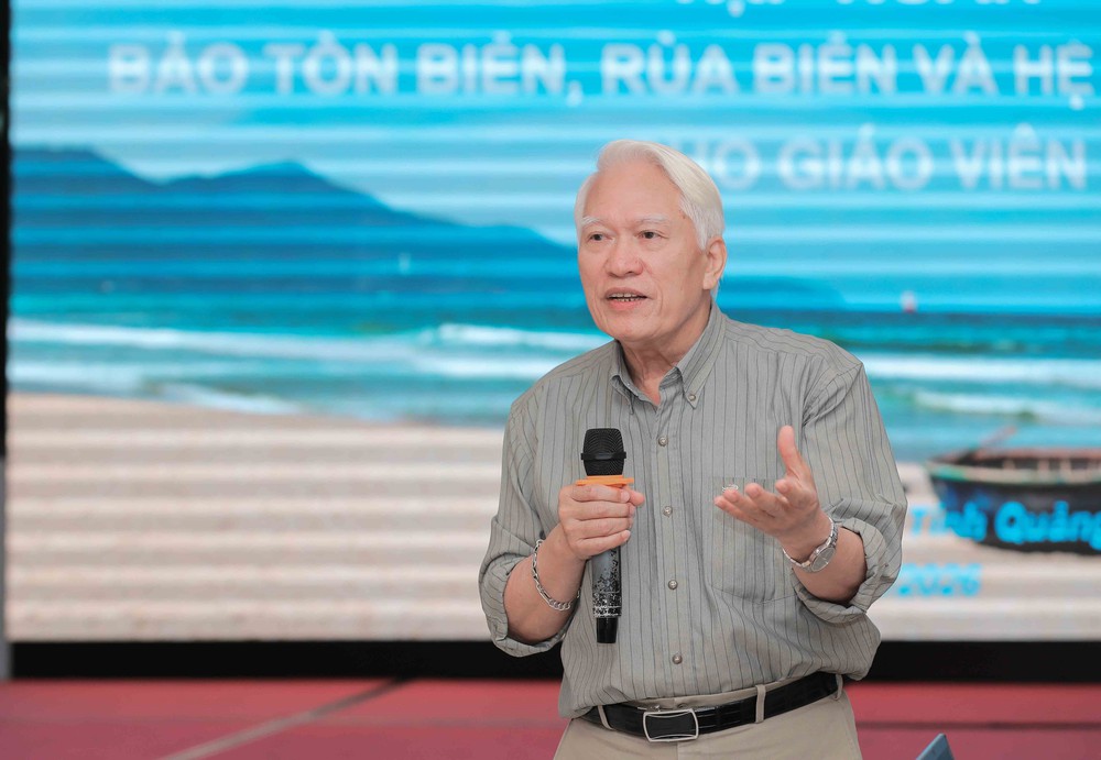 Tập huấn công tác bảo tồn hệ sinh thái biển cho giáo viên đặc khu Lý Sơn - Ảnh 2.