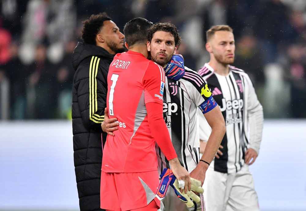 Juventus: Giấc mơ tan trên chấm penalty? - Ảnh 1. Juventus: Giấc mơ tan trên chấm penalty? - Ảnh 1.