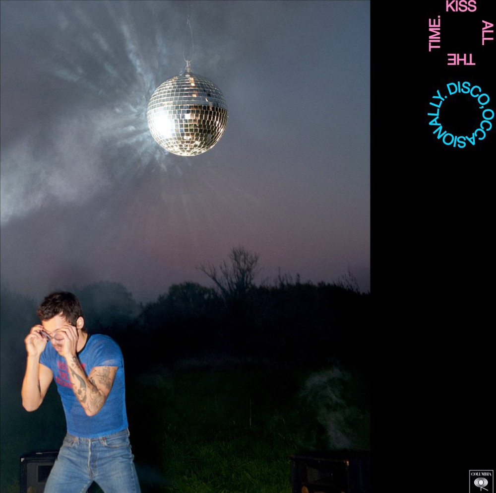 Album "Kiss All the Time. Disco, Occasionally.": Con người thật của Harry Styles - Ảnh 1. Album "Kiss All the Time. Disco, Occasionally.": Con người thật của Harry Styles - Ảnh 1.