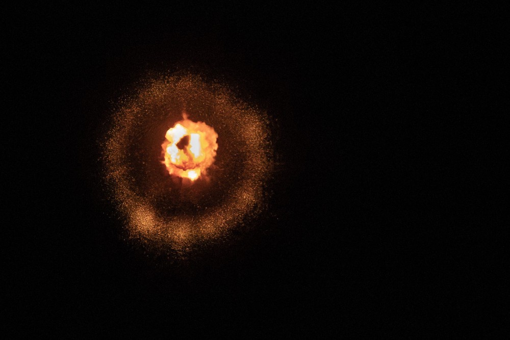 Xung đột tại Trung Đông: Iran cảnh báo trả đũa vào hạ tầng năng lượng, công nghệ thông tin và khử muối - Israel cảnh báo tên lửa Iran có thể xuyên qua phòng trú ẩn - Ảnh 3.