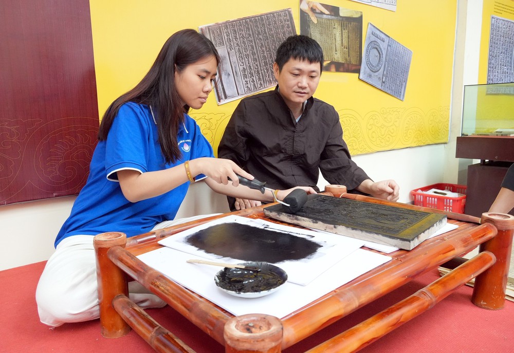 Văn hóa soi đường: Tôn vinh giá trị văn hóa, quảng bá di sản qua lễ hội truyền thống - Ảnh 1.