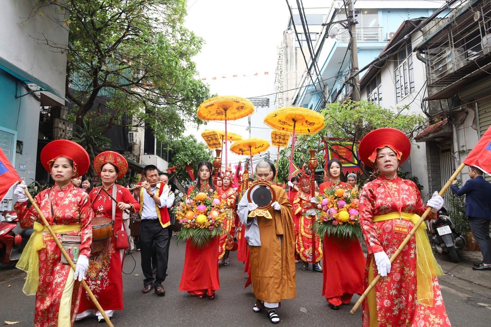 Tưởng nhớ, tri ân công đức Hai Bà Trưng cùng nghĩa quân - Ảnh 3.