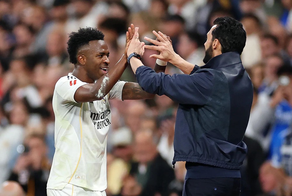 Real Madrid: Arbeloa sẽ giống Zidane hay Solskjaer? - Ảnh 1.