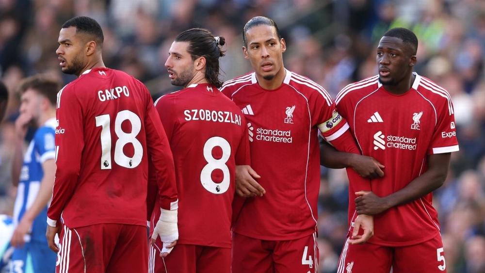 Liverpool: Phải làm gì để cứu vãn mùa giải đây, Arne Slot? - Ảnh 1.