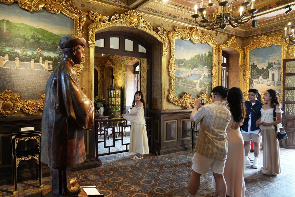 Huế: Cung An Định - dấu ấn đậm nét kết hợp hai phong cách kiến trúc Đông Tây - Ảnh 2.