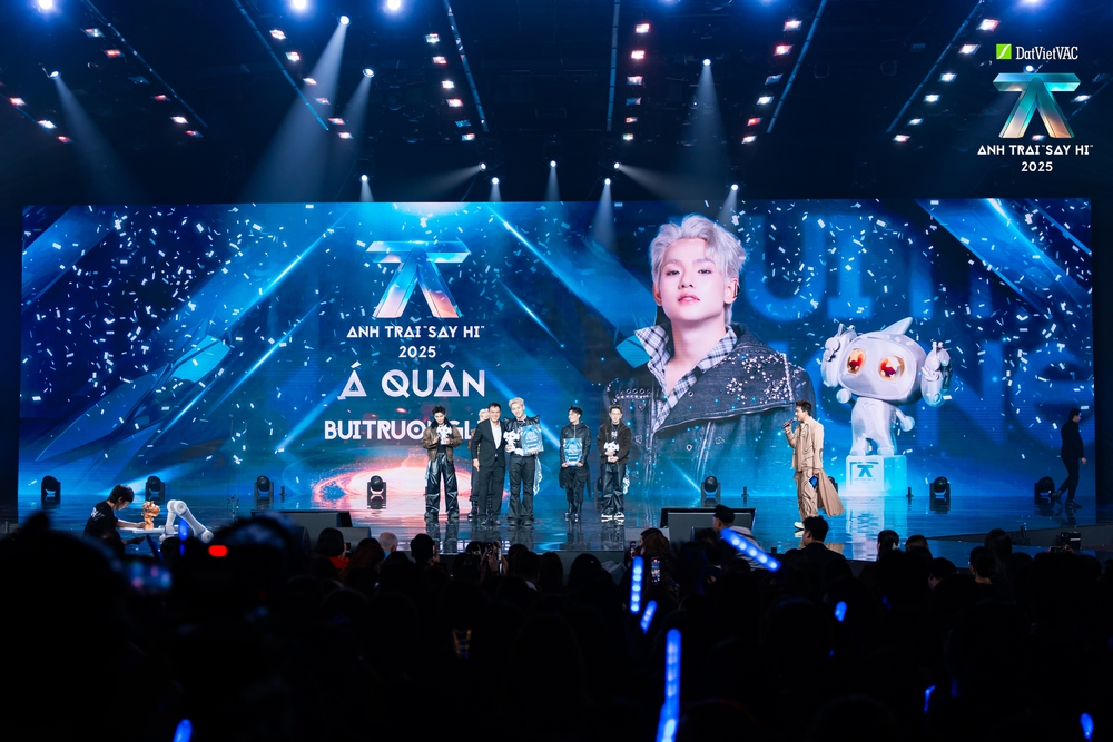 buitruonglinh “cháy vé” trong lần đầu làm concert - Ảnh 3.