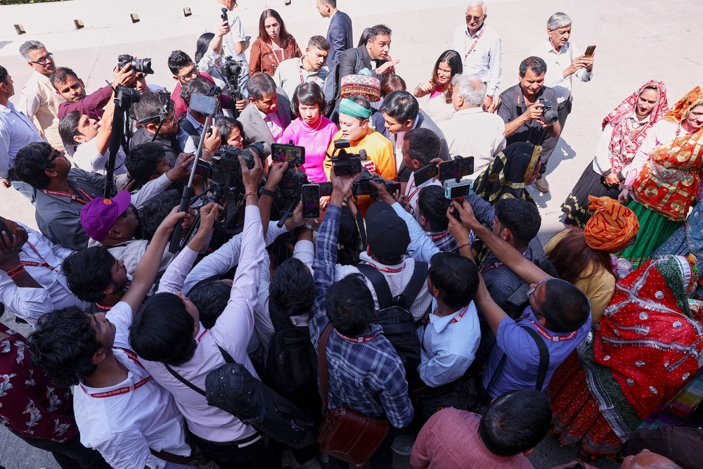 Phim "Vườn tình yêu" giành giải quốc tế: Quan họ từ làng quê đến thảm đỏ điện ảnh Ấn Độ - Ảnh 8.