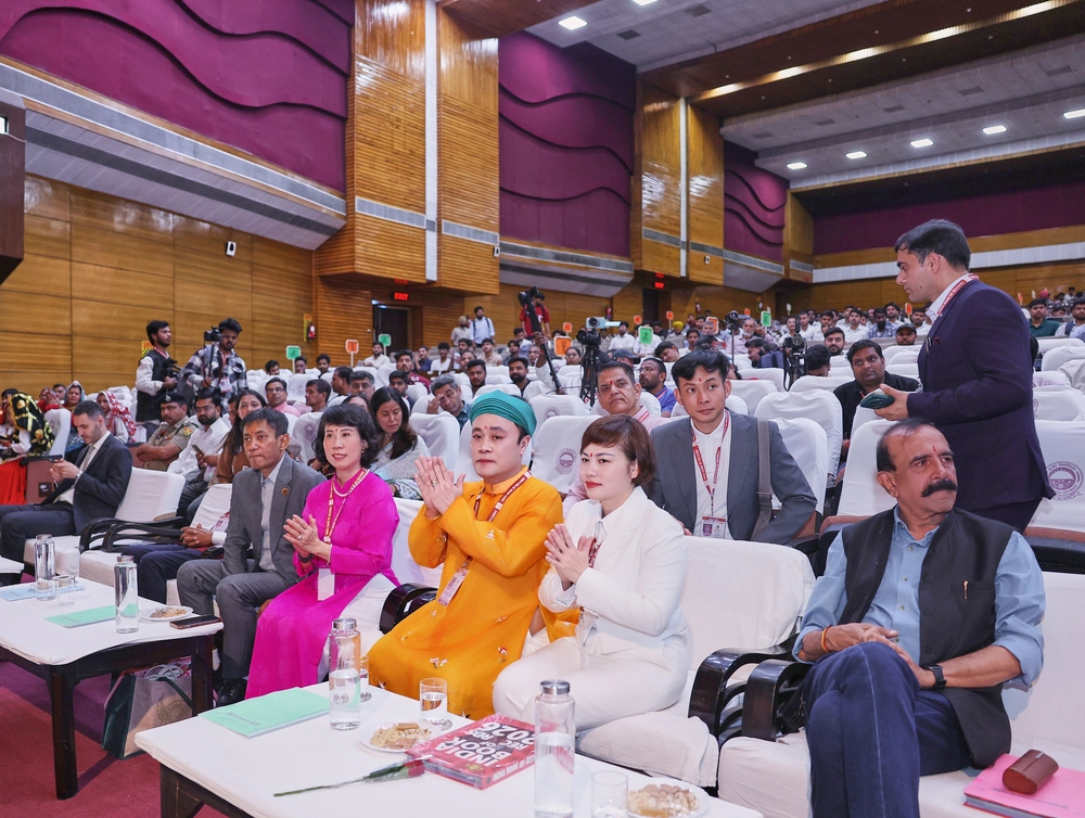 Phim "Vườn tình yêu" giành giải quốc tế: Quan họ từ làng quê đến thảm đỏ điện ảnh Ấn Độ - Ảnh 3.