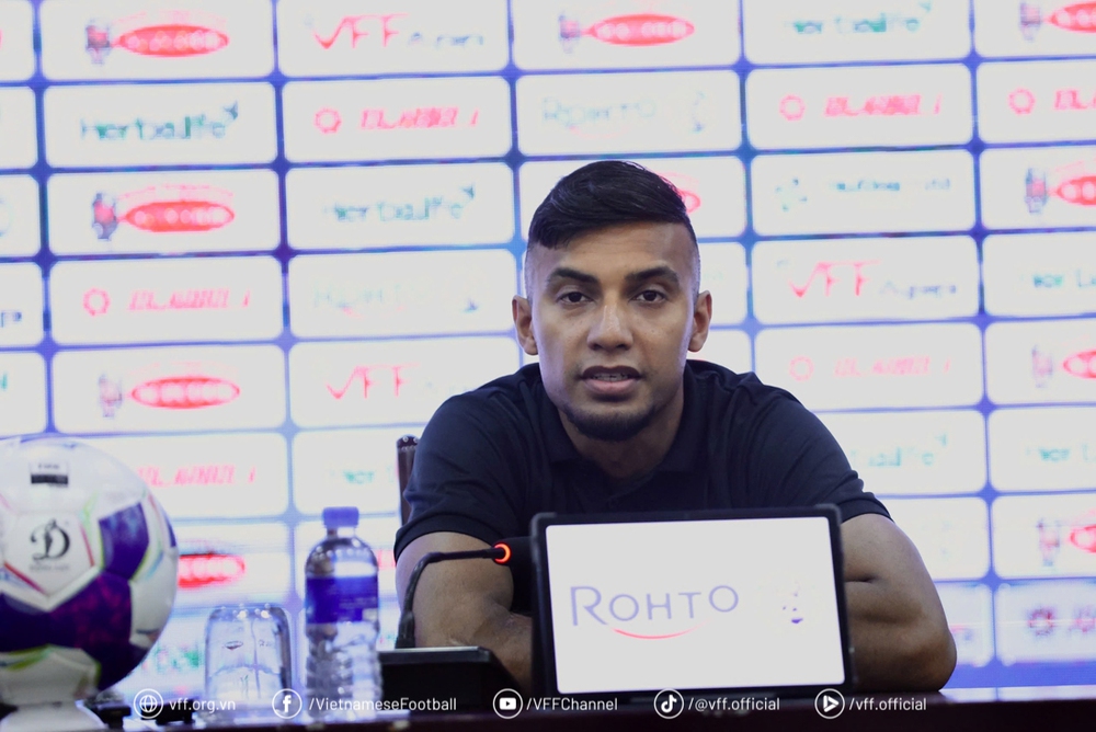 HLV Bangladesh dè chừng Hoàng Hên, Xuân Son - Ảnh 2.