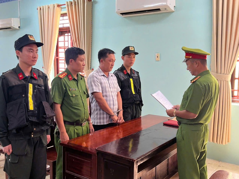 Mạng ảo – Hệ lụy thật: Vẫn cần siết chặt hơn quảng cáo và hàng giả - Ảnh 1.