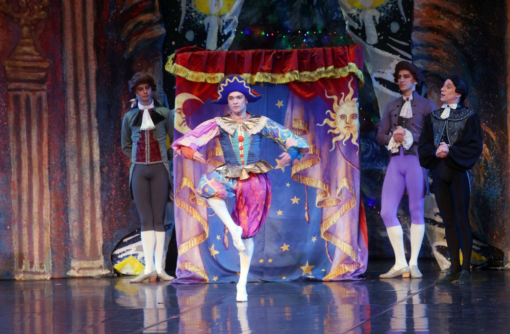 Đêm diễn giàu cảm xúc của ballet kinh điển Nga trên sân khấu Thủ đô - Ảnh 3.