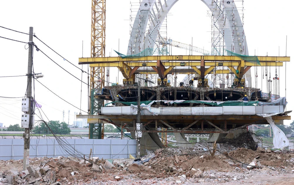 Đẩy nhanh tiến độ dự án cầu Đuống mới - Ảnh 4.