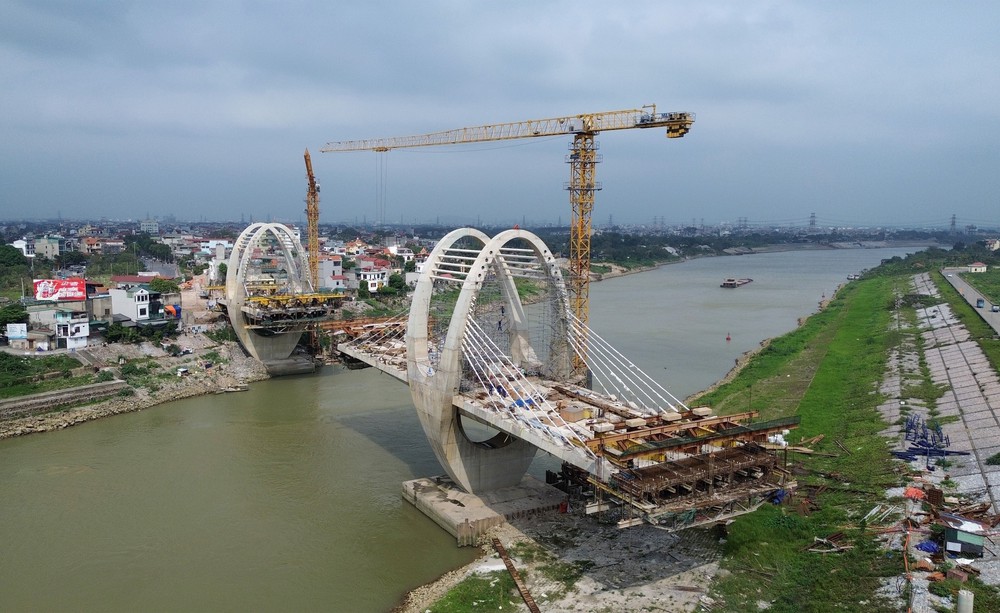 Đẩy nhanh tiến độ dự án cầu Đuống mới - Ảnh 1.