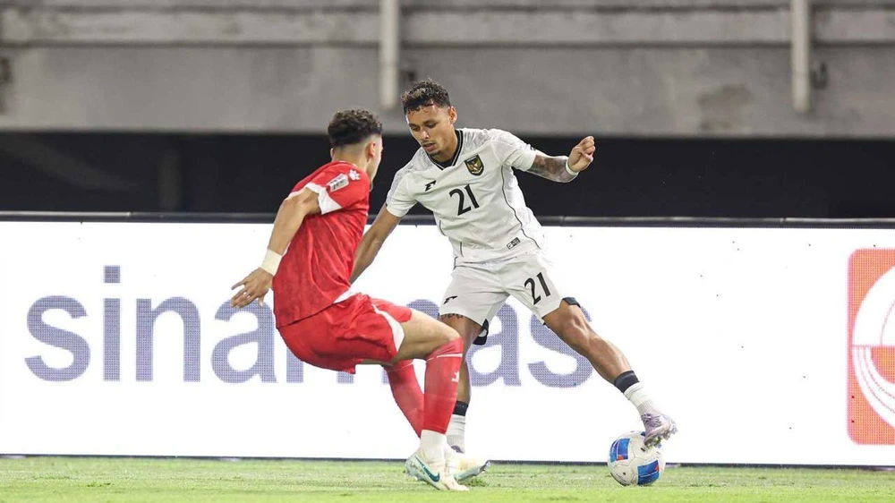 Tin nóng thể thao tối 26/3: Hai cầu thủ Indonesia gây ra bê bối 'Paspor Gate' rúng động bóng đá Hà Lan - Ảnh 1.