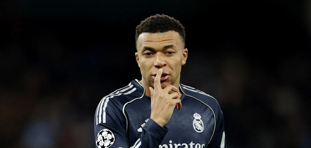 Mbappe phá vỡ im lặng vụ bị khám nhầm chân tại Real Madrid - Ảnh 1. Mbappe phá vỡ im lặng vụ bị khám nhầm chân tại Real Madrid - Ảnh 1.