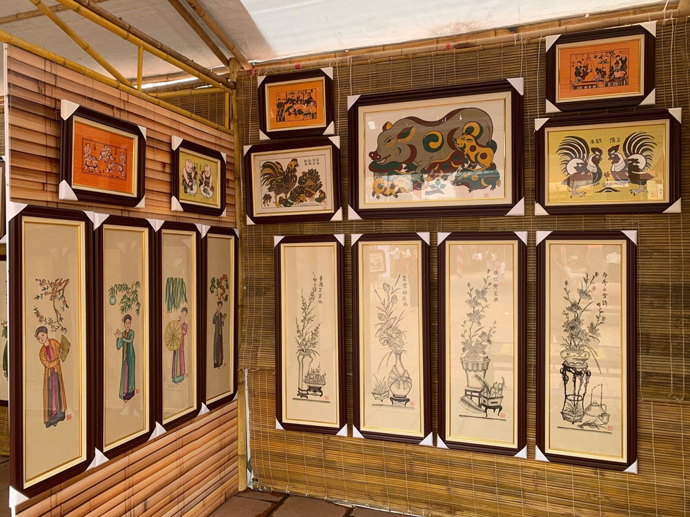 Tái hiện chợ tranh Đông Hồ truyền thống một thời - Ảnh 6. Tái hiện chợ tranh Đông Hồ truyền thống một thời - Ảnh 6.