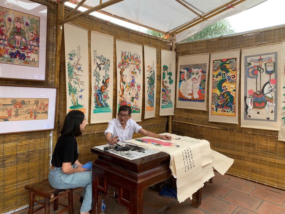 Tái hiện chợ tranh Đông Hồ truyền thống một thời - Ảnh 8. Tái hiện chợ tranh Đông Hồ truyền thống một thời - Ảnh 8.