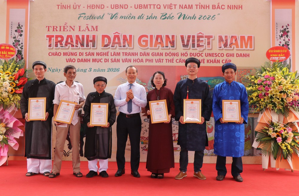 Gìn giữ nét tinh hoa của tranh dân gian Việt Nam - Ảnh 3.