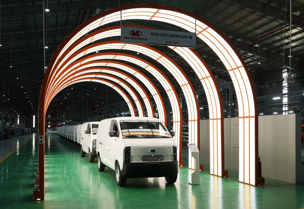 Huế: Xây dựng đô thị di sản vươn tầm khu vực - Ảnh 7. Huế: Xây dựng đô thị di sản vươn tầm khu vực - Ảnh 7.