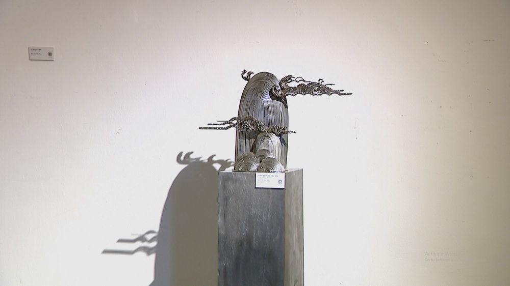 'Vọng kim': Đối thoại với ký ức và hiện tại của nhà điêu hắc Nguyễn Tuấn Hoàng - Ảnh 11.