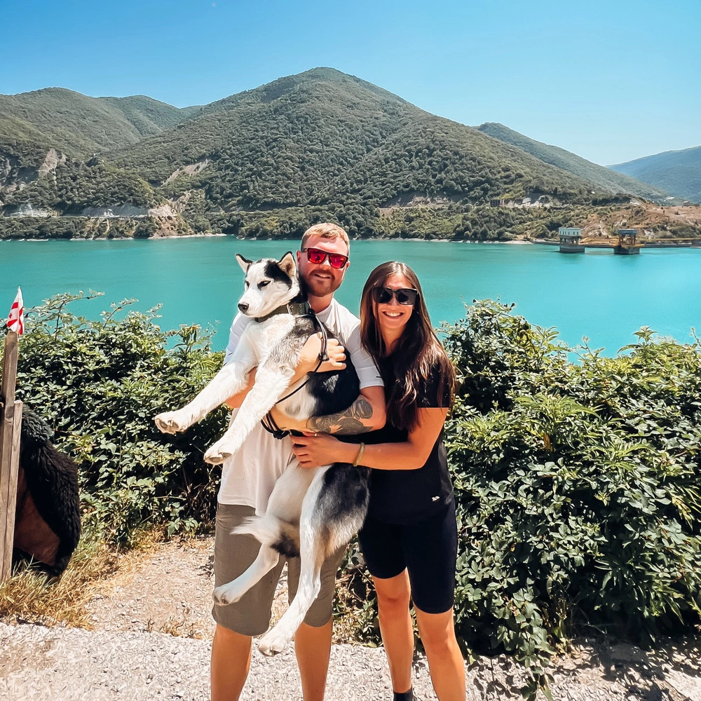 Luke và bạn gái Sophie