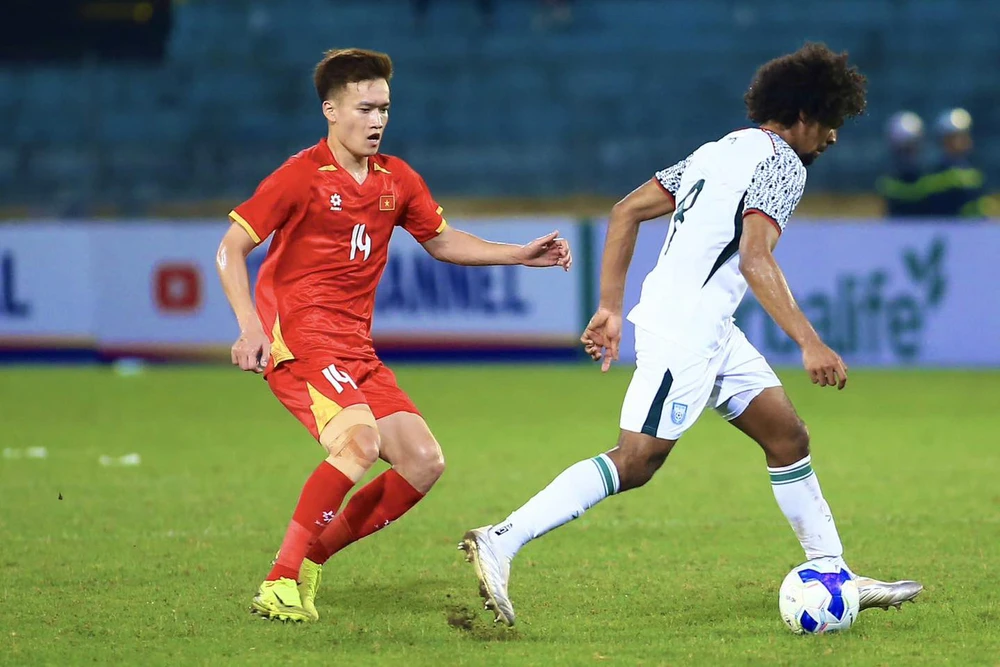 Tiền vệ Hoàng Đức: 'Trận gặp Malaysia rất quan trọng với đội tuyển Việt Nam' - Ảnh 1.