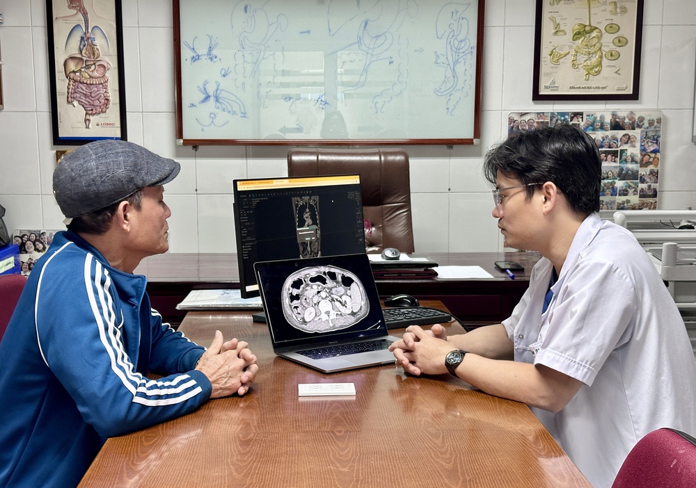 Kỳ tích sau 4 năm “thoát án tử” của bệnh nhân ung thư gan giai đoạn muộn - Ảnh 1.