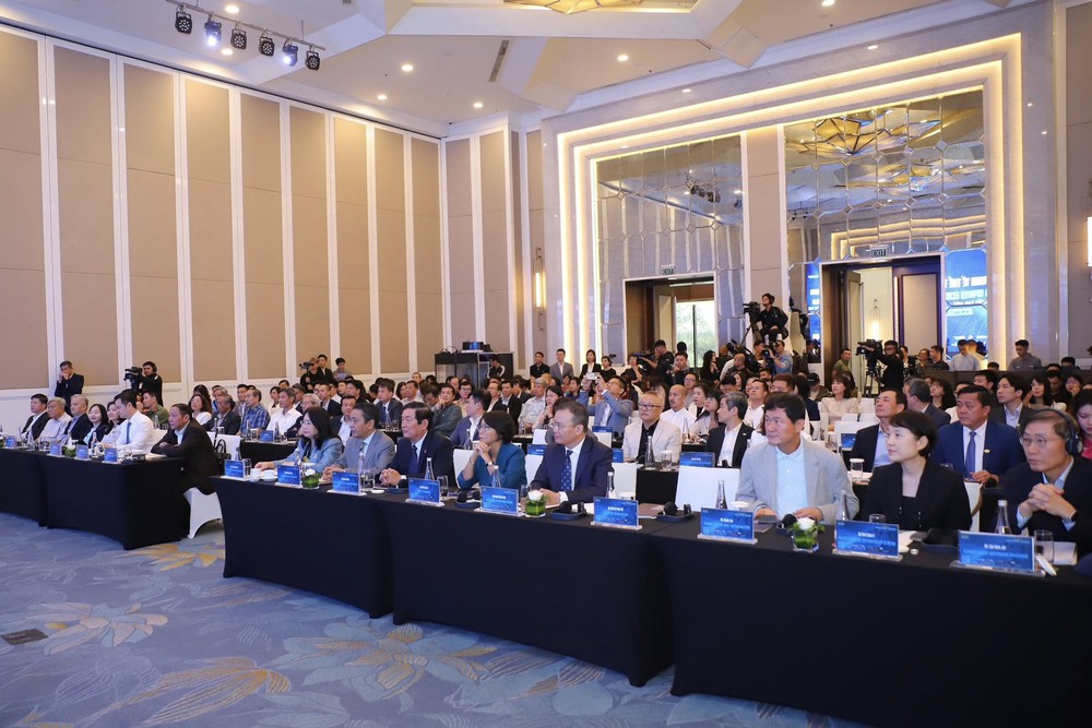 Diễn đàn Kinh tế Thể thao Việt Nam 2026 - Kiến tạo một nền kinh tế mới - Ảnh 3. Diễn đàn Kinh tế Thể thao Việt Nam 2026 - Kiến tạo một nền kinh tế mới - Ảnh 3.