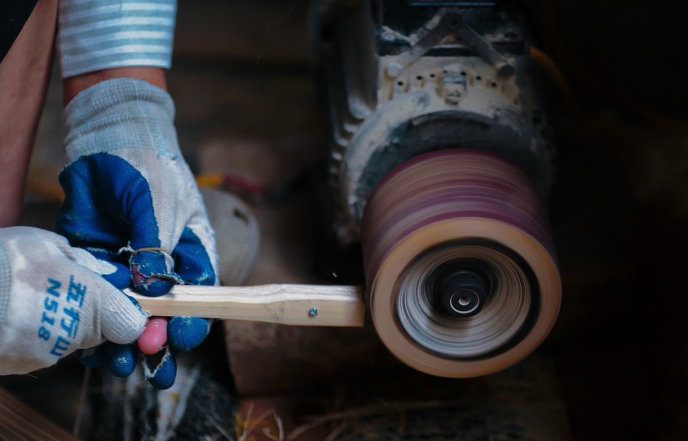 Làng quạt Chàng Sơn, nỗ lực gìn giữ nghề truyền thống - Ảnh 7.