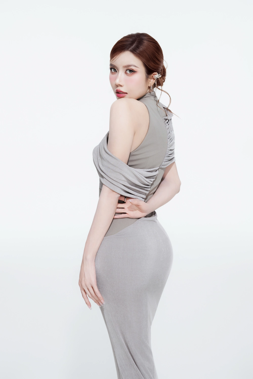 Trang Pháp xác nhận tham gia "Đạp gió 2026" bản Trung - Ảnh 2.