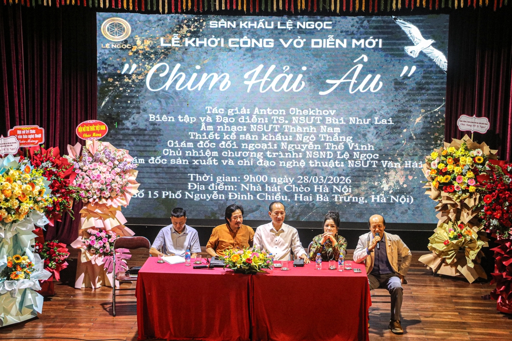 Sân khấu Lệ Ngọc khởi công vở diễn mới “Chim Hải Âu” - Ảnh 1. Sân khấu Lệ Ngọc khởi công vở diễn mới “Chim Hải Âu” - Ảnh 1.