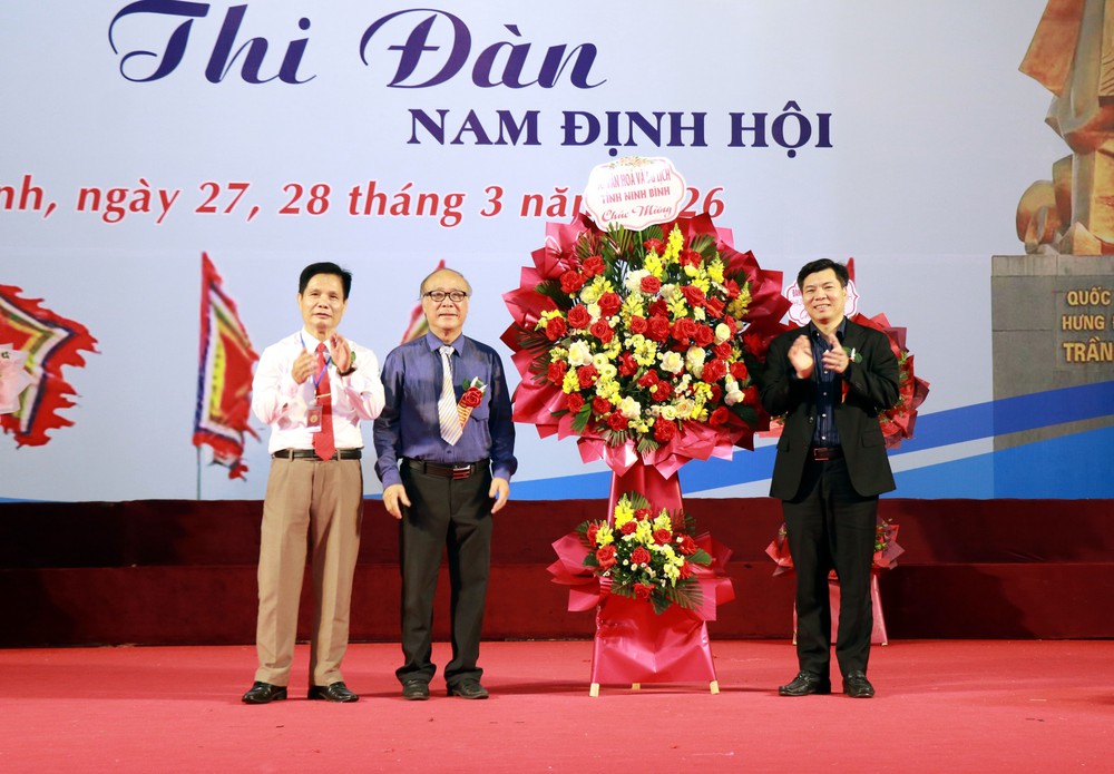 Gìn giữ sự trong sáng của thơ Đường luật - Ảnh 2.