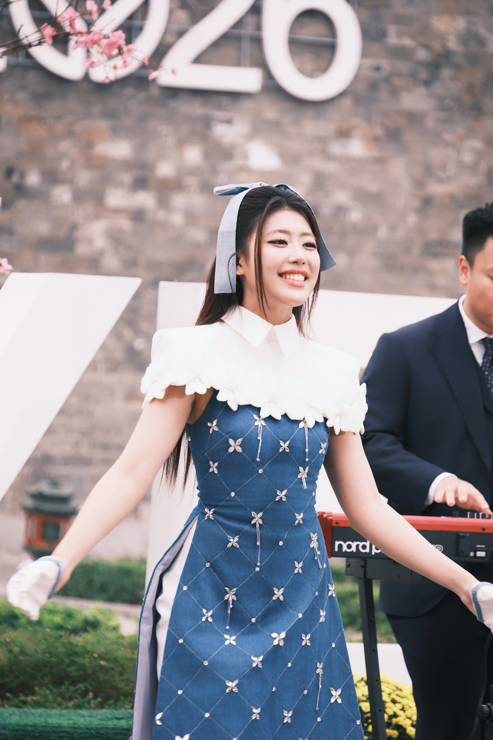 PiaLinh - gương mặt quen thuộc của chương trình trên Đài truyền hình Việt Nam - Ảnh 4.