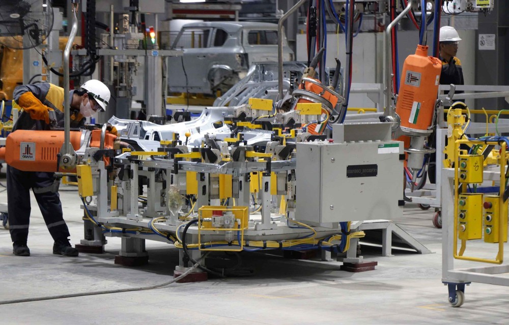 Hội nghị Trung ương 2: Động lực bứt phá cho mục tiêu tăng trưởng "hai con số" - Ảnh 2.