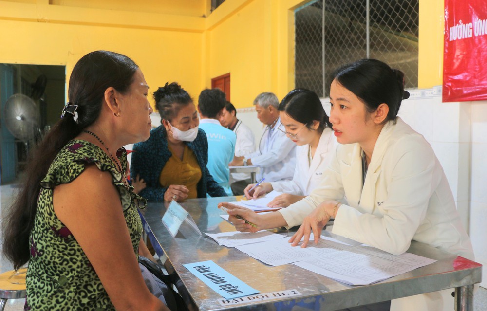 Khơi dậy khát vọng cống hiến của tuổi trẻ nơi tiền tiêu Tổ quốc - Ảnh 14.