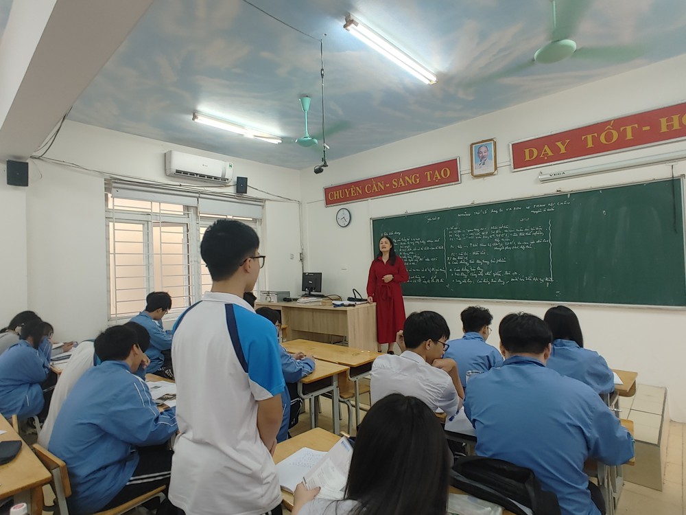Hà Nội tiến hành khảo sát chất lượng học sinh lớp 11, 12 để chuẩn bị cho kỳ thi tốt nghiệp - Ảnh 3.