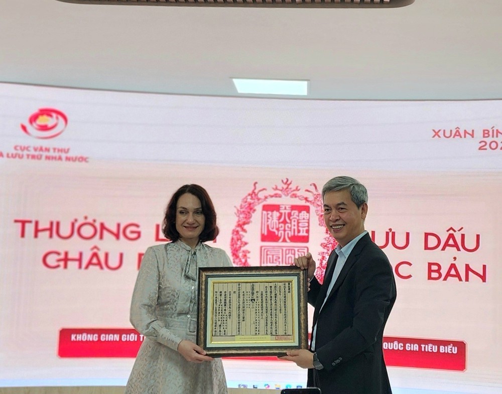Không gian giới thiệu Di sản tư liệu thế giới của Việt Nam mở cửa đón khách tham quan - Ảnh 1.