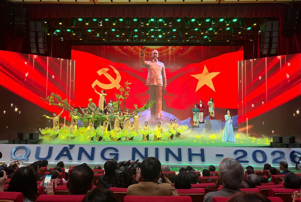 Ngày thơ Việt Nam 2026: Thi ca xác lập thế đứng "Trước biển lớn" - Ảnh 3. Ngày thơ Việt Nam 2026: Thi ca xác lập thế đứng "Trước biển lớn" - Ảnh 3.