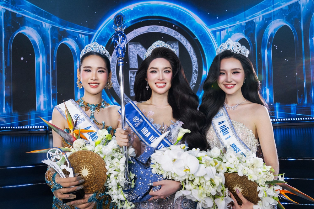 Phan Phương Oanh đăng quang Miss World Vietnam 2025: Lựa chọn nhận đồng thuận cao từ giám khảo và thí sinh - Ảnh 1.