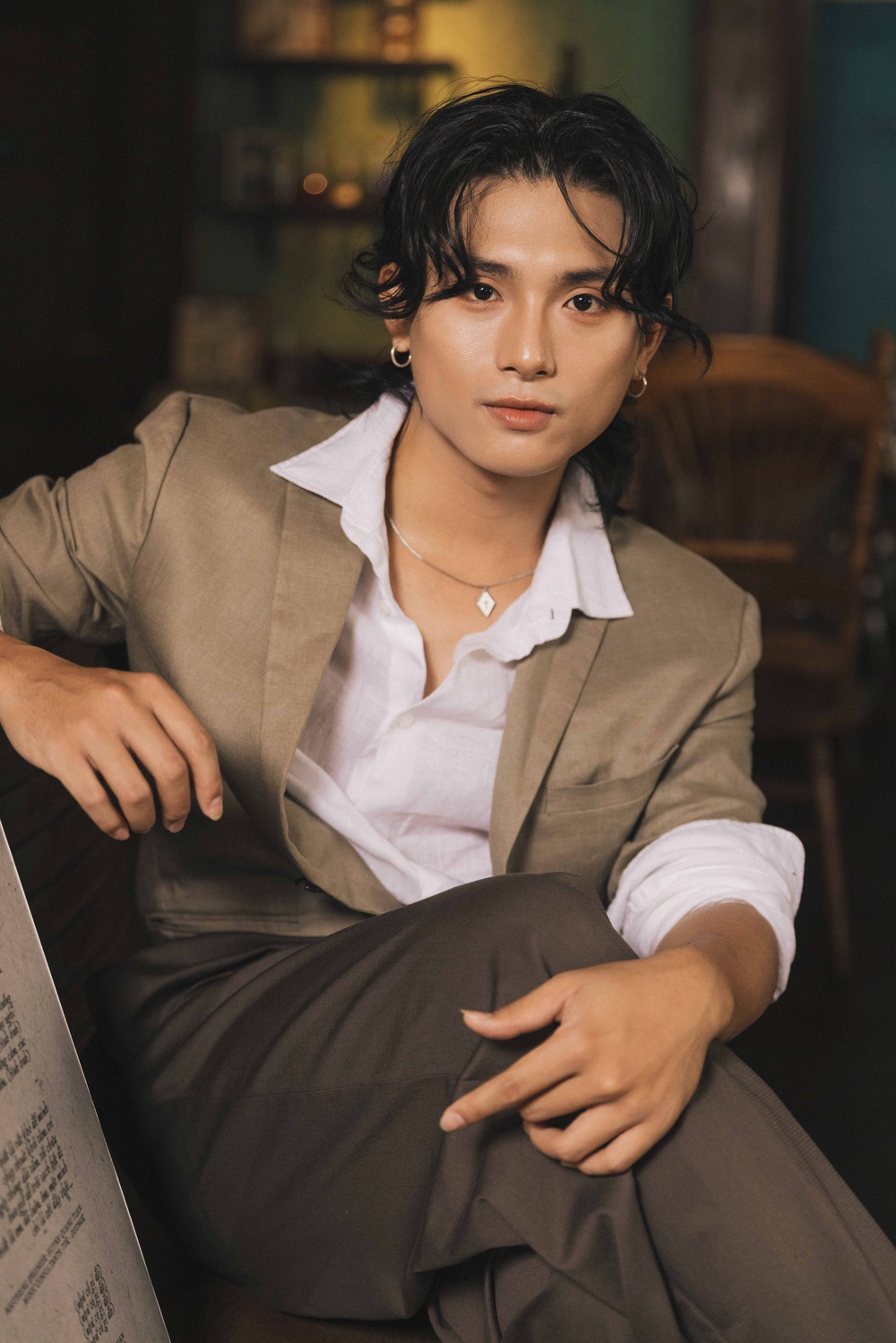 Album “Ánh sáng màn đêm” của GREY D: Từng mất phương hướng, nhưng dũng cảm dừng lại để đi tiếp - Ảnh 6.