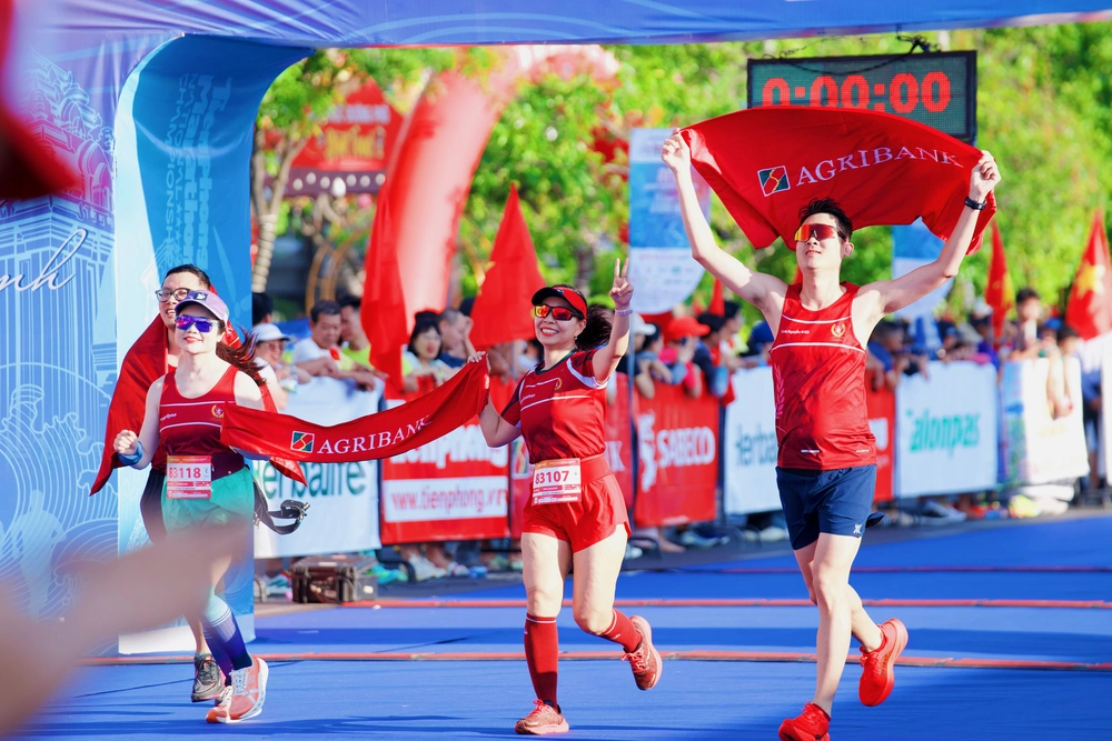 Tiền Phong Marathon 2026: Agribank lan tỏa tinh thần bền bỉ, vì cộng đồng - Ảnh 5.