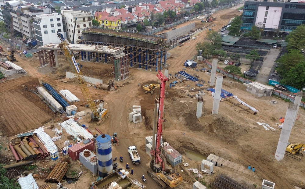 Hà Nội: Đẩy nhanh tiến độ dự án nút giao khác mức vành đai 3,5 với Đại lộ Thăng Long - Ảnh 5.