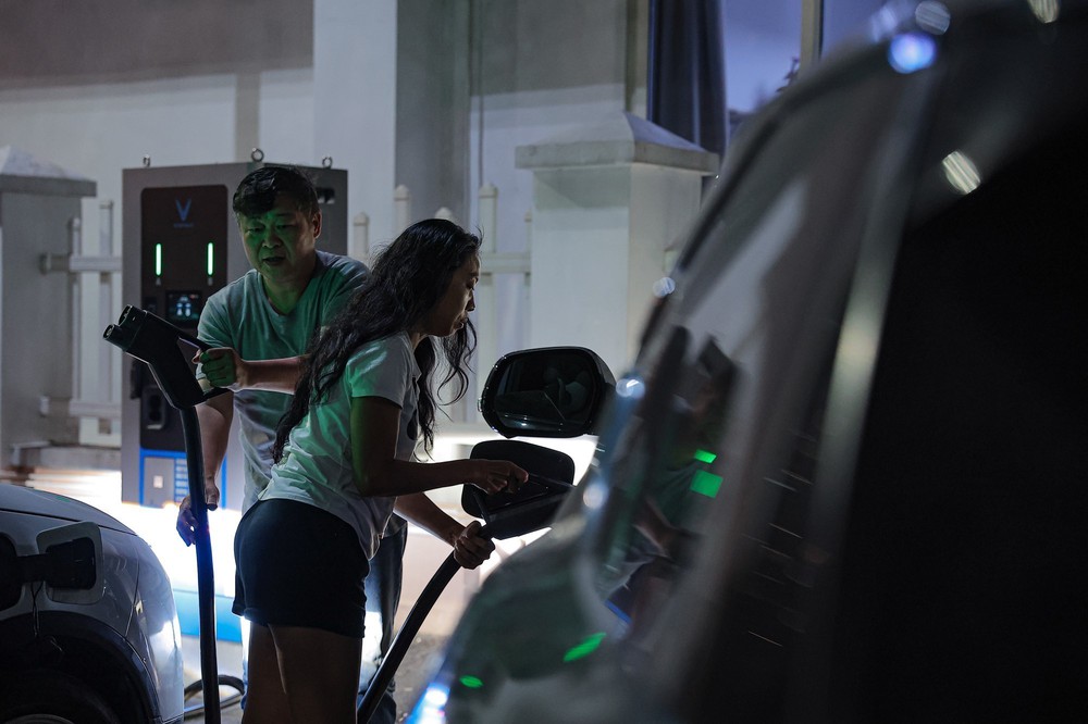 Hà Nội sẵn sàng hạ tầng để chuyển đổi phương tiện xanh - Ảnh 7.