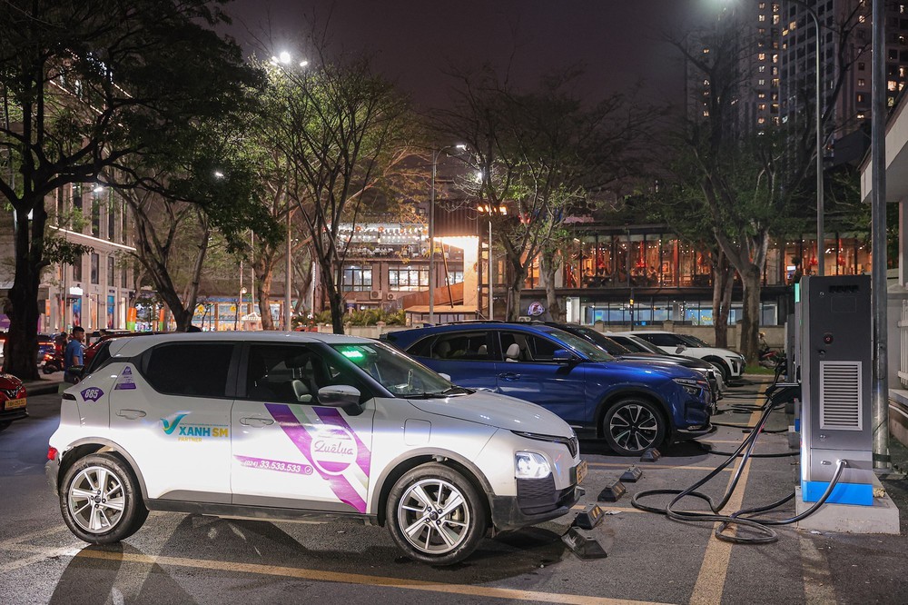 Hà Nội sẵn sàng hạ tầng để chuyển đổi phương tiện xanh - Ảnh 5.