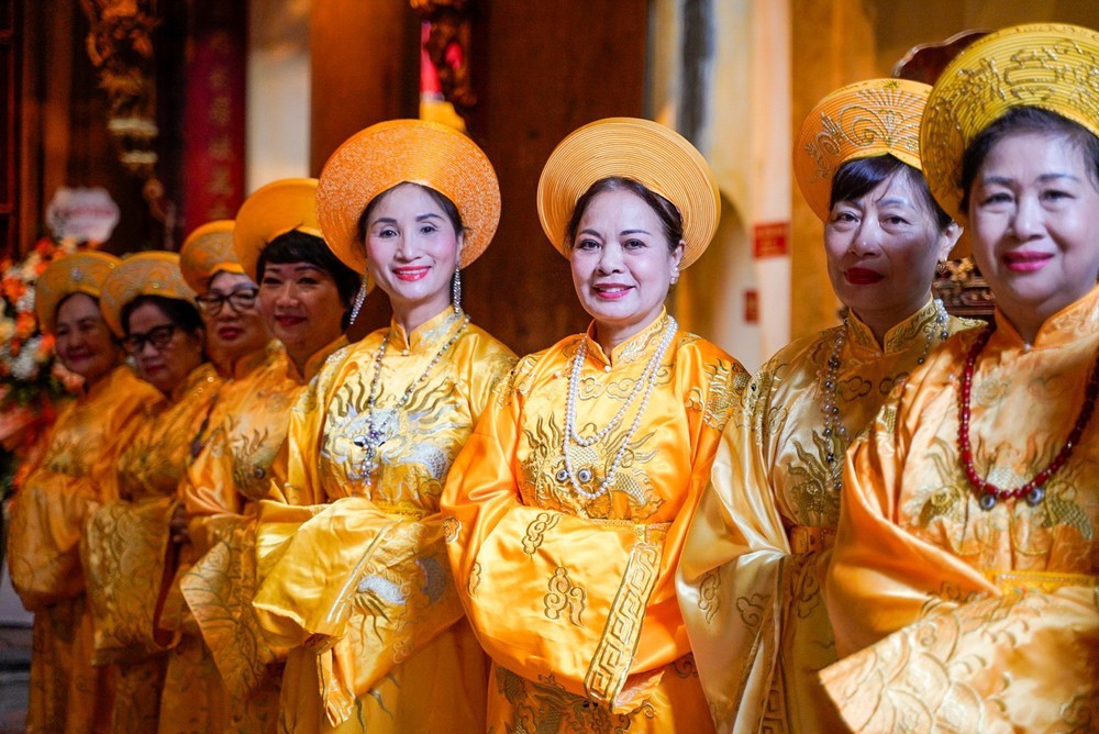 Lễ hội truyền thống Di tích Quốc gia đặc biệt đền Bạch Mã - Ảnh 2.