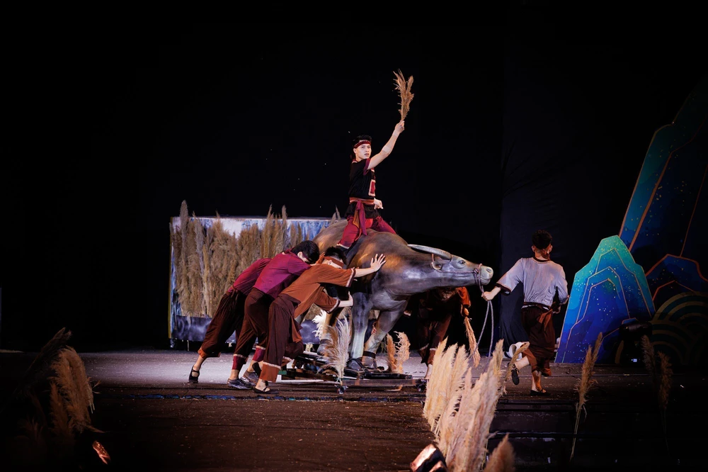 Show thực cảnh “ Anh hùng cờ lau” - Bản hùng ca giữa lòng Cố đô - Ảnh 7.